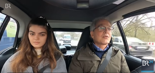 Methanol Auto mit Ing. Roland Gumpert und seiner Tochter